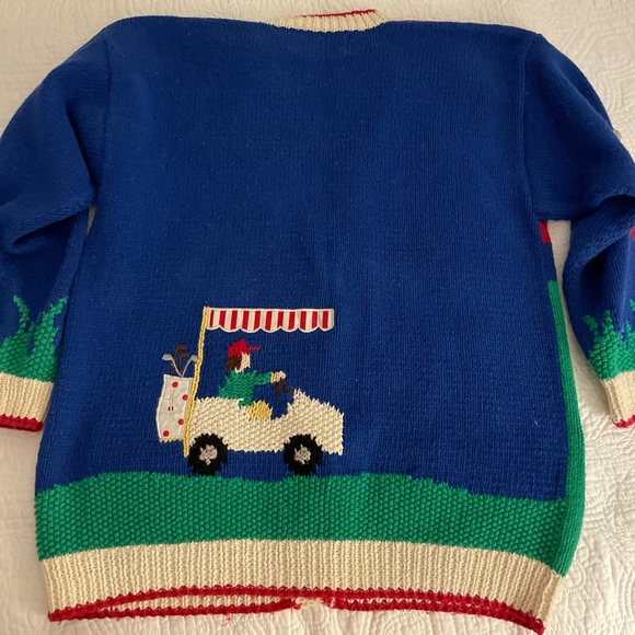 BellePointe sweater - Picture 2 of 4